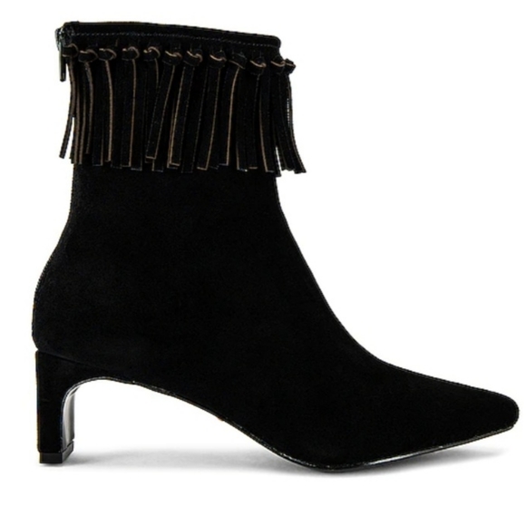 Meet Your Posher, Misty - Picture 4 of 4